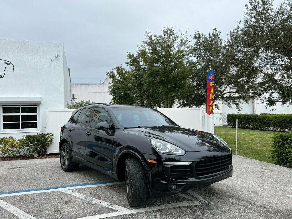 2017 Porsche Cayenne Platinum Edition AWD - 22756997 - 0