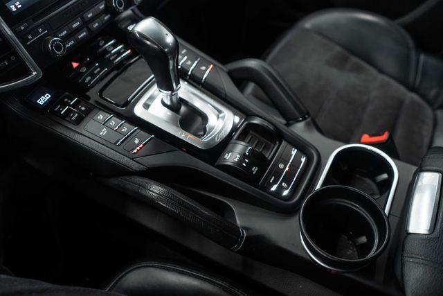 2017 Porsche Cayenne Platinum Edition AWD - 22947372 - 16