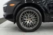 2017 Porsche Cayenne Platinum Edition AWD - 22947372 - 32