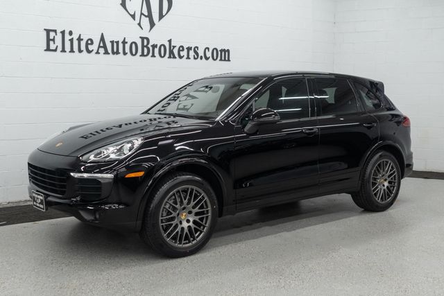 2017 Porsche Cayenne Platinum Edition AWD - 22947372 - 37