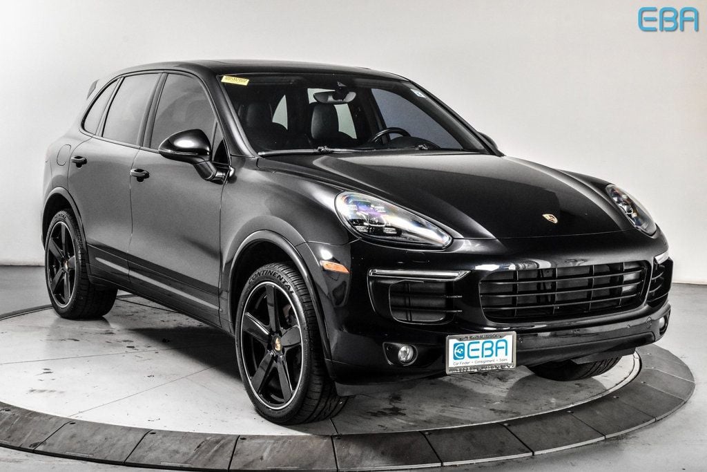 2017 Porsche Cayenne Platinum Edition AWD - 22646827 - 0