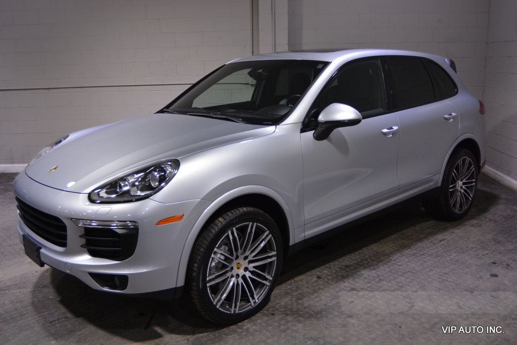 2017 Porsche Cayenne Platinum Edition AWD - 22671007 - 1