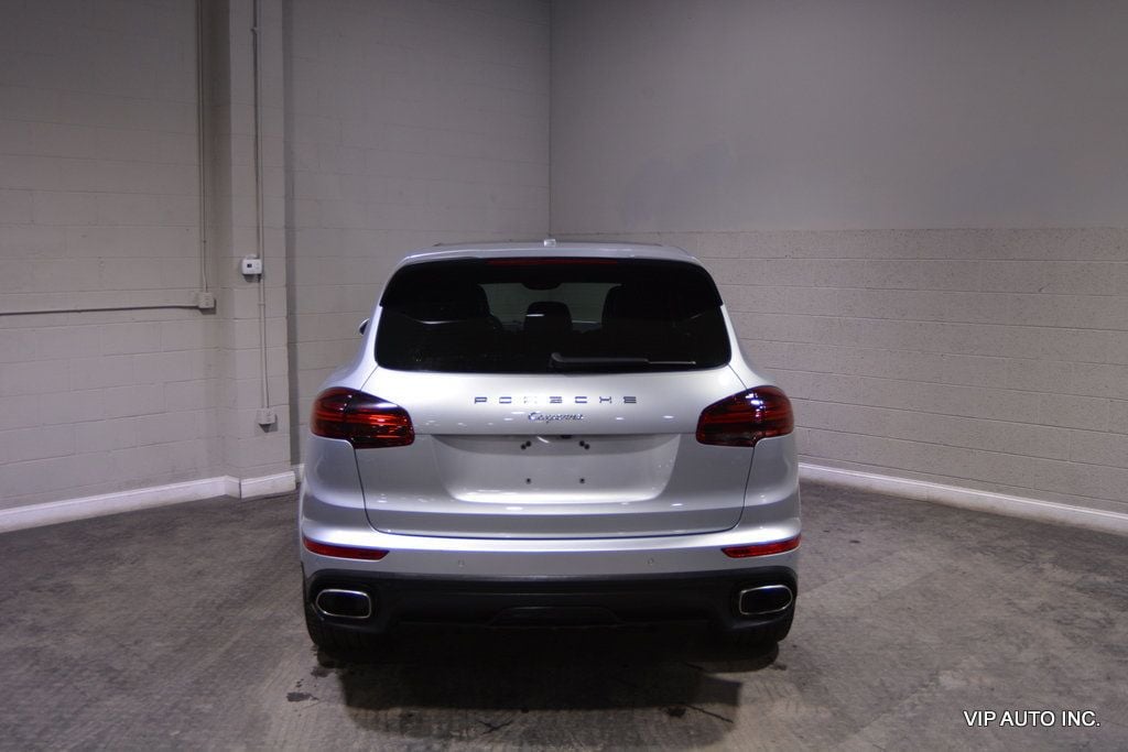 2017 Porsche Cayenne Platinum Edition AWD - 22671007 - 29