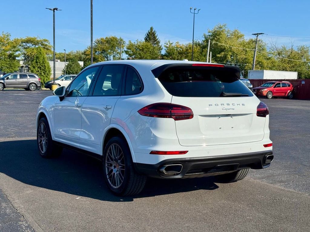 2017 Porsche Cayenne Platinum Edition photo 6