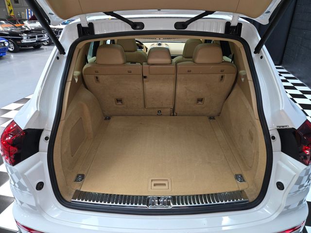 2017 Porsche Cayenne S AWD - 23090293 - 17
