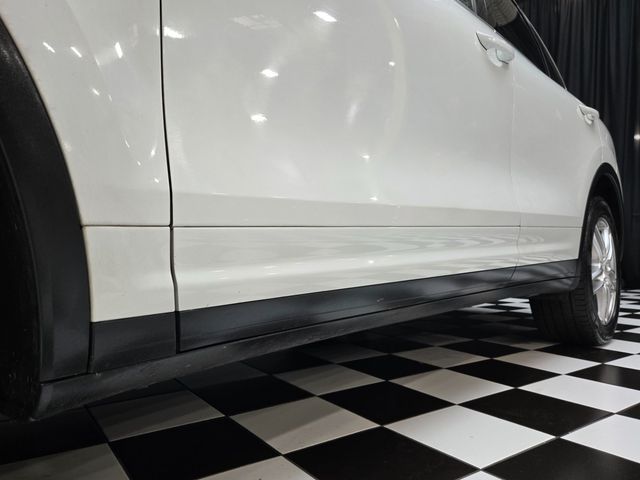 2017 Porsche Cayenne S AWD - 23090293 - 30