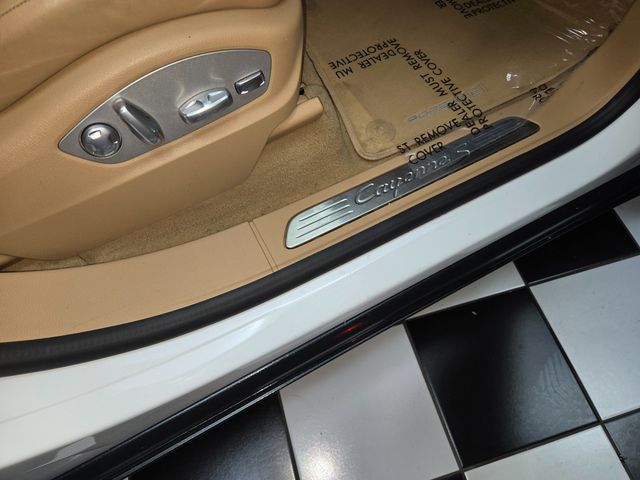 2017 Porsche Cayenne S AWD - 23090293 - 91