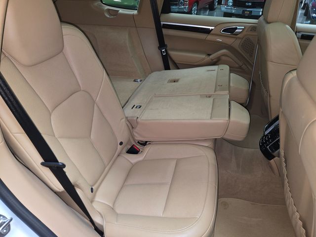 2017 Porsche Cayenne S AWD - 23090293 - 95