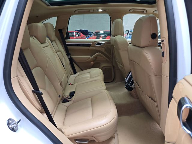 2017 Porsche Cayenne S AWD - 23090293 - 98