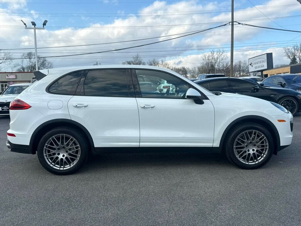 2017 Porsche Cayenne S AWD - 23005283 - 18