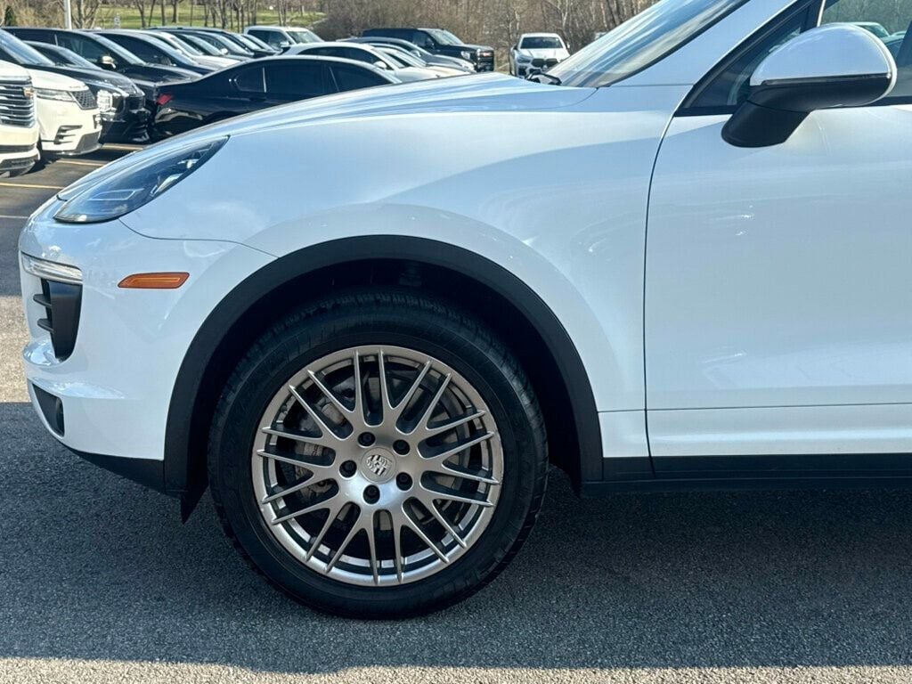 2017 Porsche Cayenne S AWD - 23005283 - 41