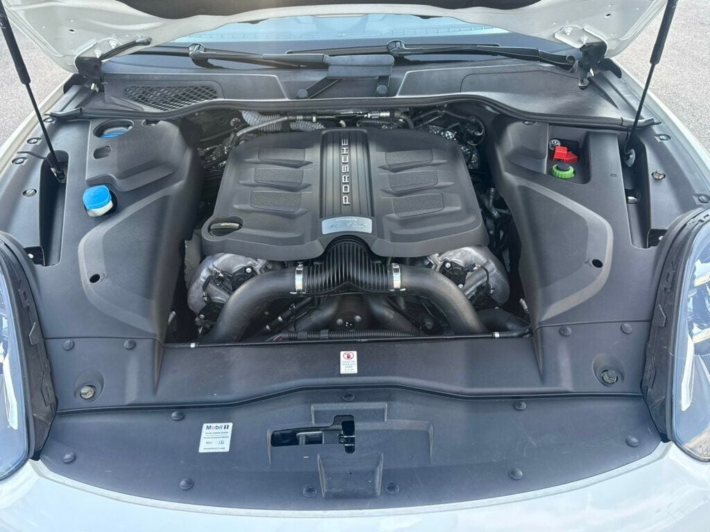 2017 Porsche Cayenne S AWD - 23005283 - 48