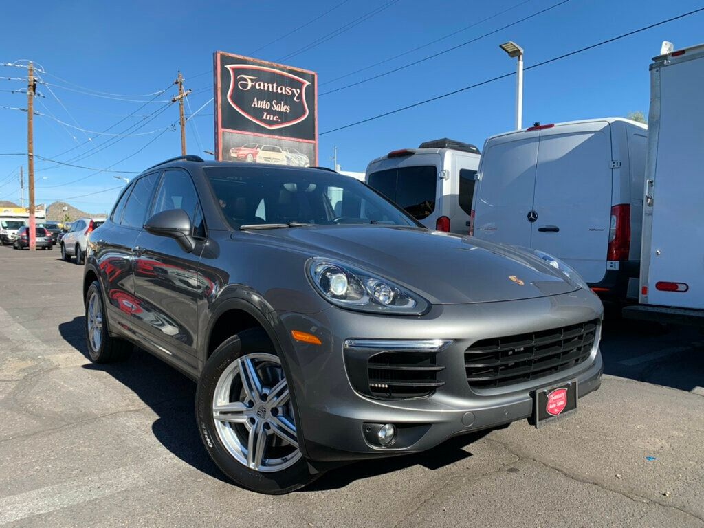 2017 Porsche Cayenne S AWD Low miles Pano Roof/Navi - 22962078 - 9