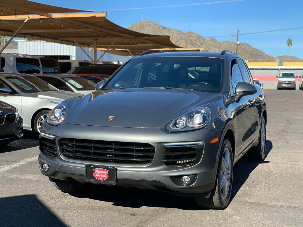 2017 Porsche Cayenne S AWD Low miles Pano Roof/Navi - 22962078 - 11