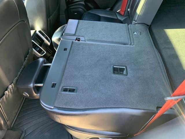 2017 Porsche Cayenne S AWD Low miles Pano Roof/Navi - 22962078 - 39