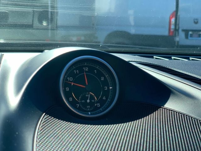 2017 Porsche Cayenne S AWD Low miles Pano Roof/Navi - 22962078 - 49