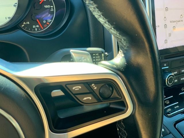 2017 Porsche Cayenne S AWD Low miles Pano Roof/Navi - 22962078 - 53