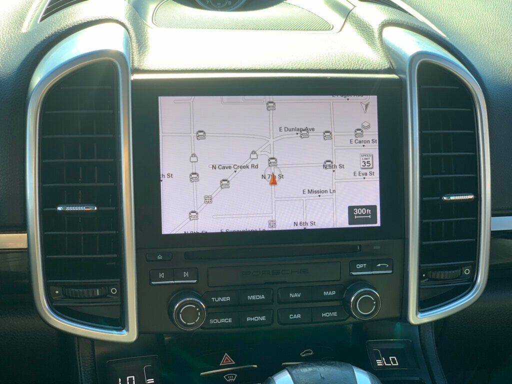 2017 Porsche Cayenne S AWD Low miles Pano Roof/Navi - 22962078 - 7