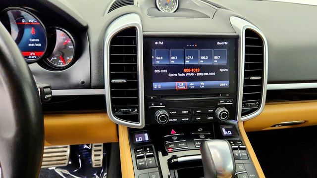 2017 Porsche Cayenne S AWD w/ Premium Package, Bose Sound, Connect Plus & Entry/Drive - 23066421 - 17
