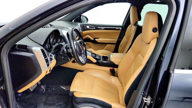 2017 Porsche Cayenne S AWD w/ Premium Package, Bose Sound, Connect Plus & Entry/Drive - 23066421 - 19
