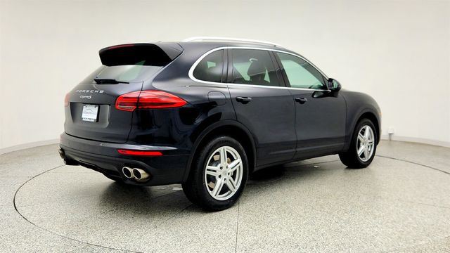2017 Porsche Cayenne S AWD w/ Premium Package, Bose Sound, Connect Plus & Entry/Drive - 23066421 - 4