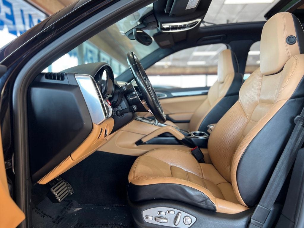 2017 Porsche Cayenne S E-Hybrid AWD - 22830609 - 9