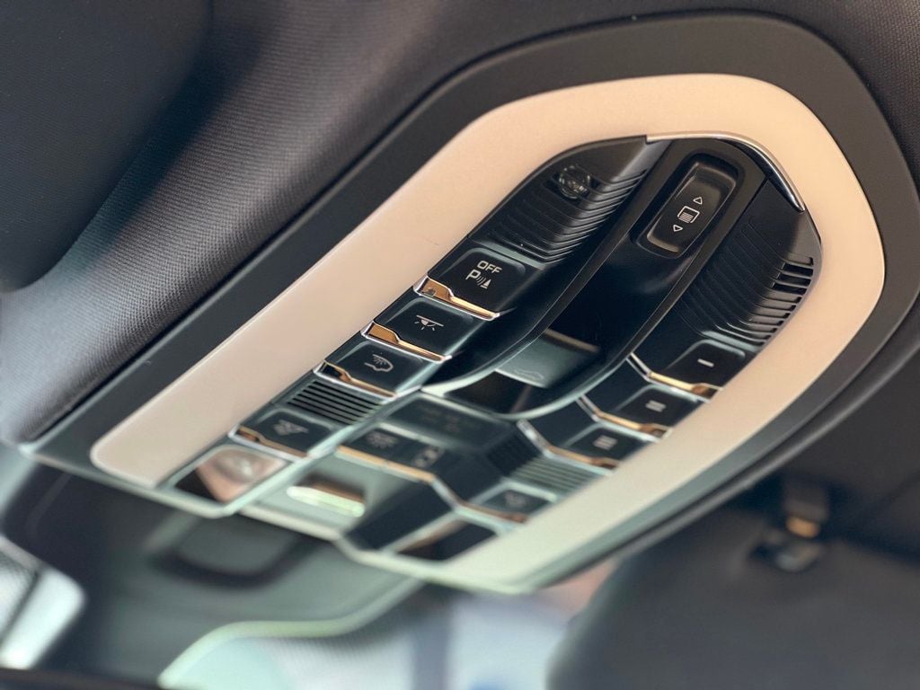 2017 Porsche Cayenne S E-Hybrid AWD - 22830609 - 28