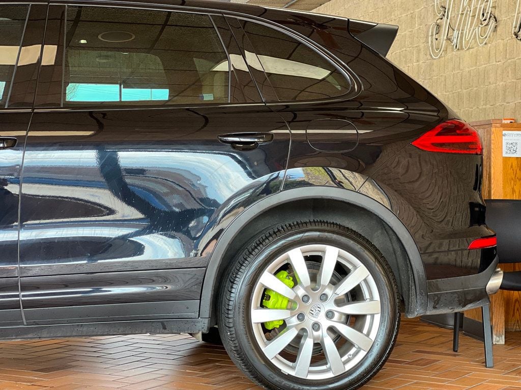 2017 Porsche Cayenne S E-Hybrid AWD - 22830609 - 38