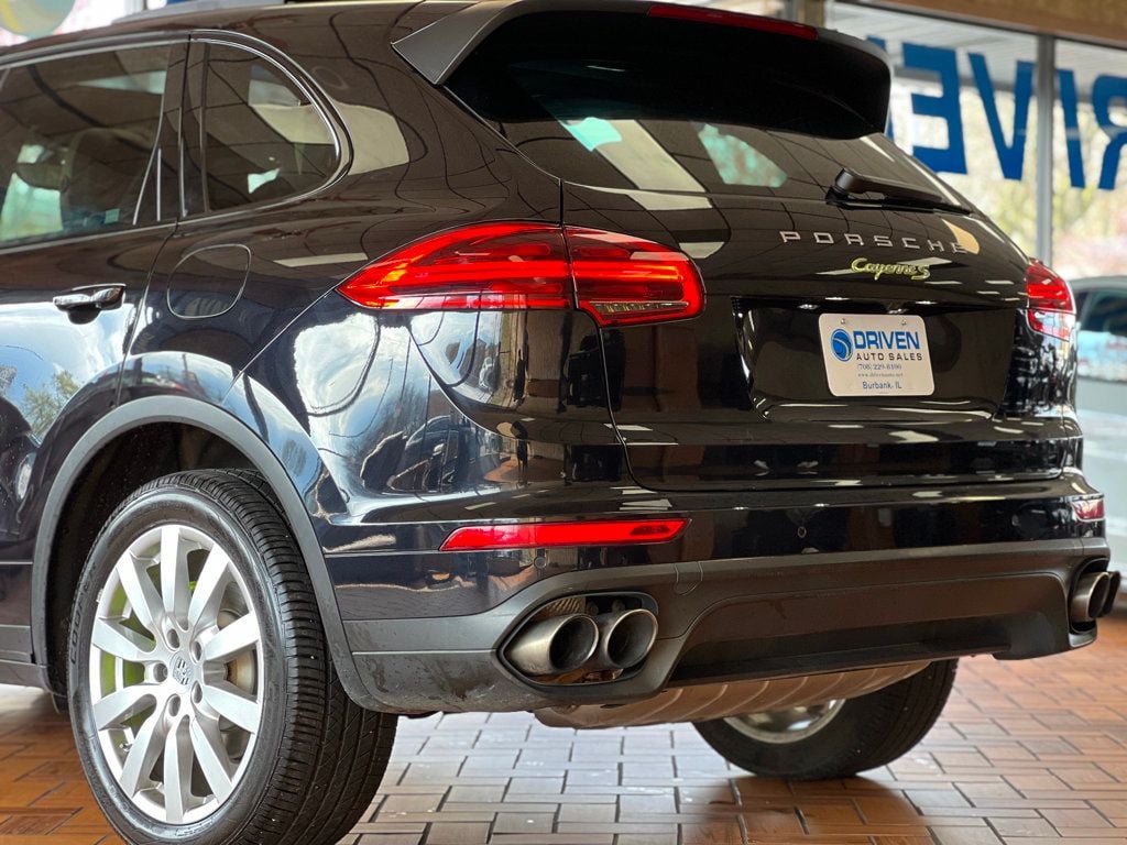 2017 Porsche Cayenne S E-Hybrid AWD - 22830609 - 39