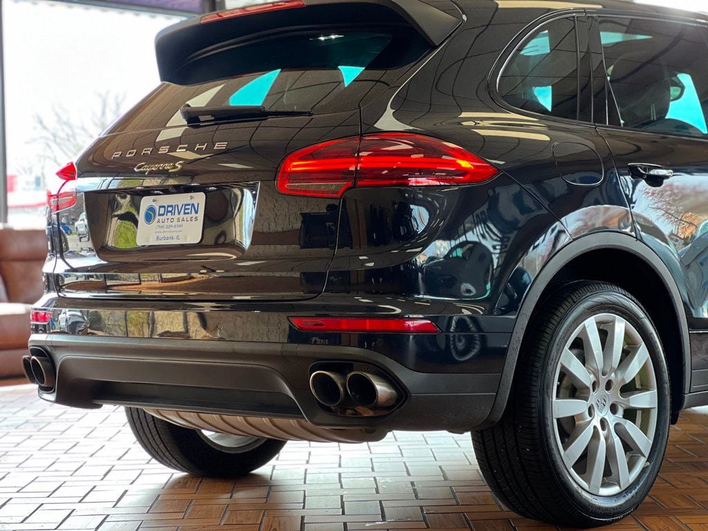 2017 Porsche Cayenne S E-Hybrid AWD - 22830609 - 40