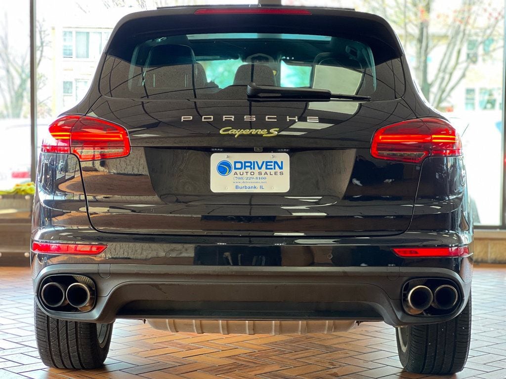 2017 Porsche Cayenne S E-Hybrid AWD - 22830609 - 5