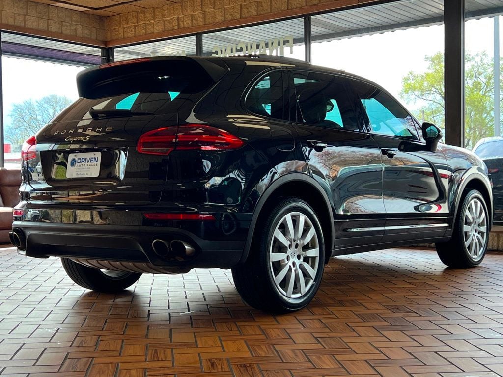 2017 Porsche Cayenne S E-Hybrid AWD - 22830609 - 6