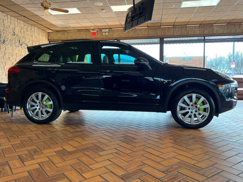 2017 Porsche Cayenne S E-Hybrid AWD - 22830609 - 7