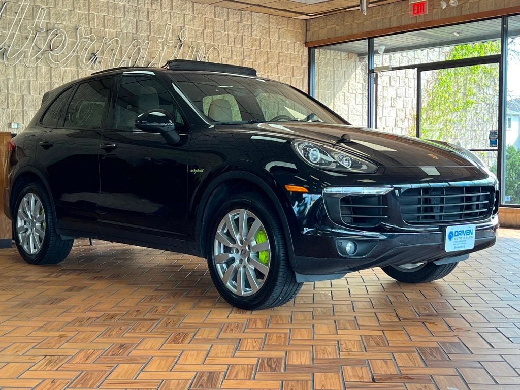2017 Porsche Cayenne S E-Hybrid AWD - 22830609 - 8