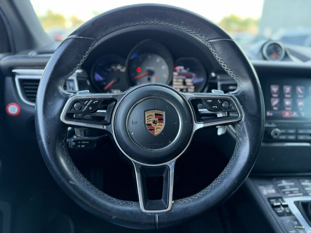 Porsche Macan photo 10