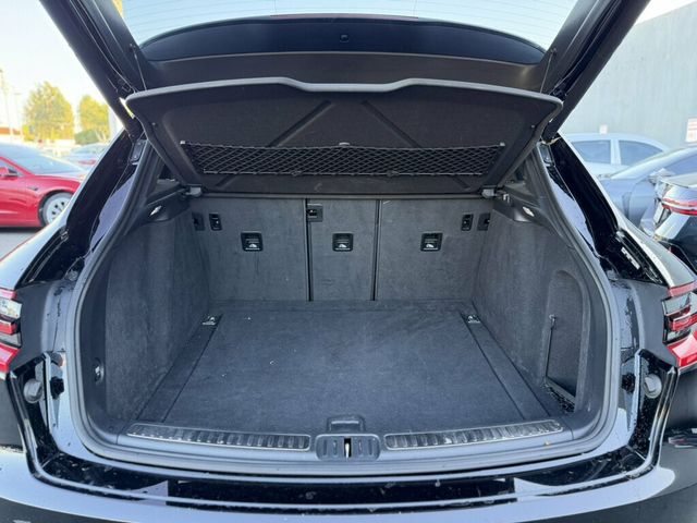 2017 Porsche Macan  - 23095870 - 22