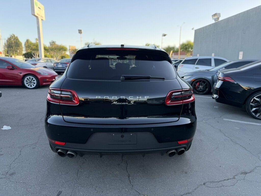 Porsche Macan photo 5