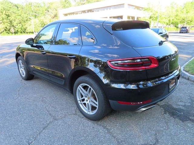 2017 Porsche Macan AWD - 23044444 - 10