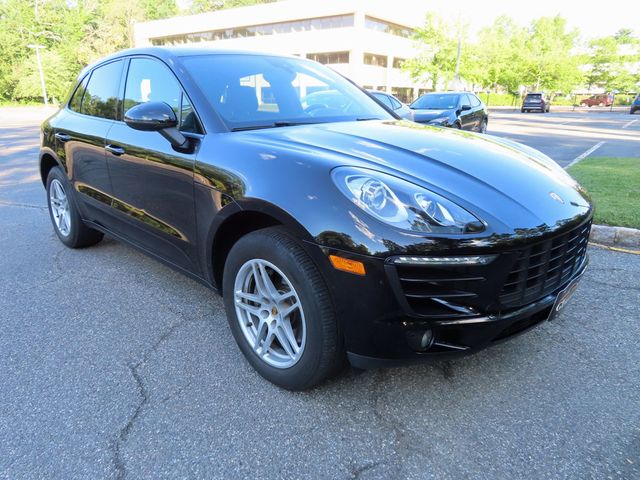 2017 Porsche Macan AWD - 23044444 - 17