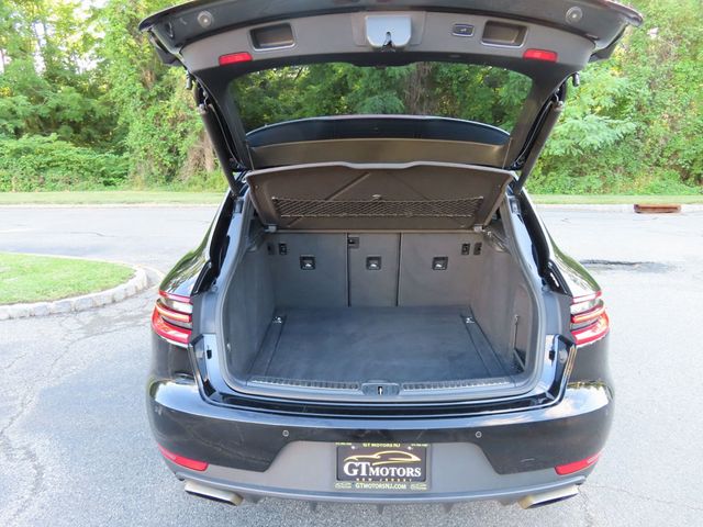 2017 Porsche Macan AWD - 23044444 - 45
