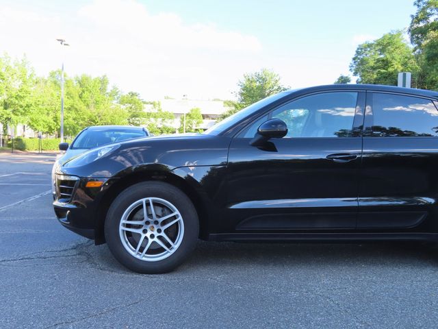 2017 Porsche Macan AWD - 23044444 - 8