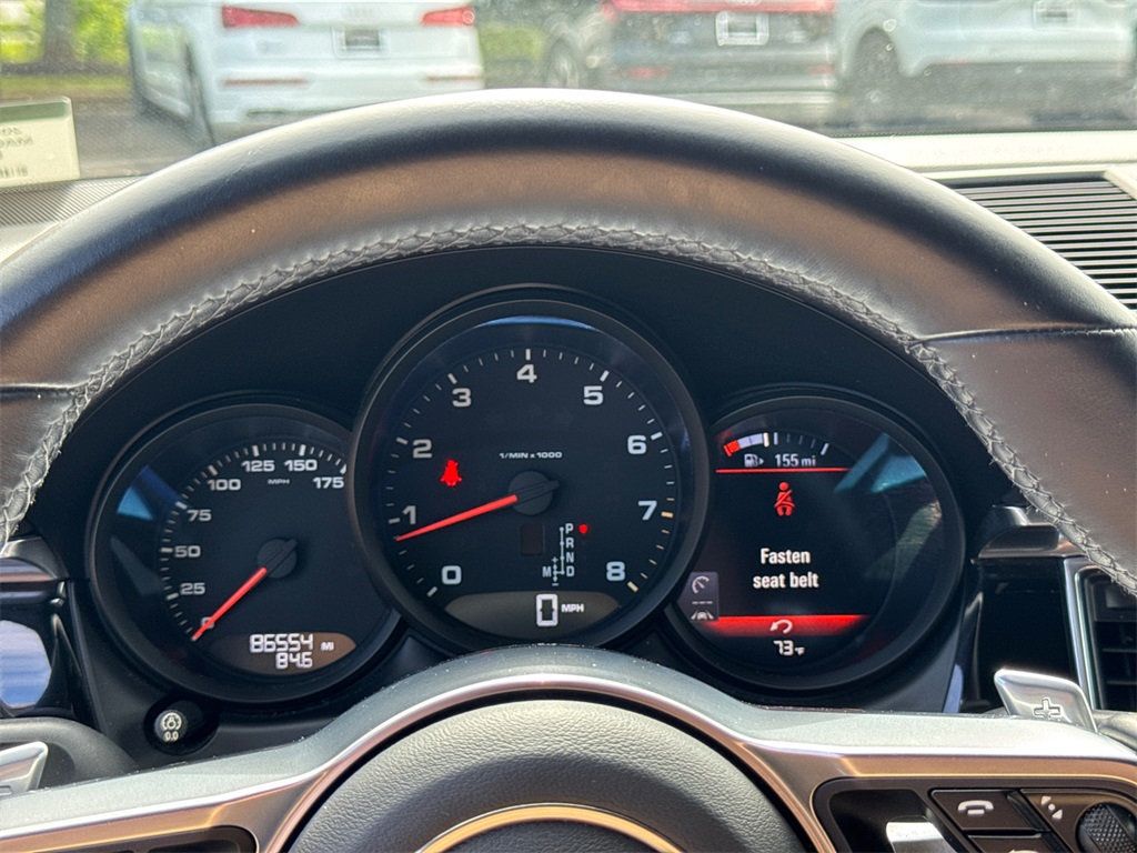 2017 Porsche Macan photo 25