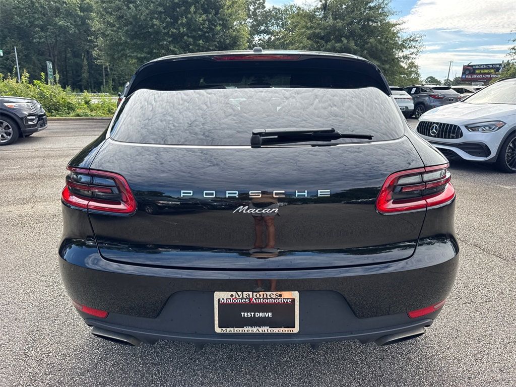 2017 Porsche Macan photo 5