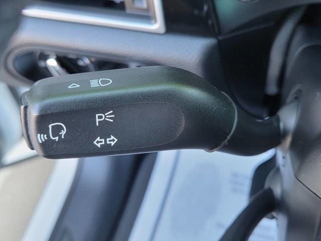 2017 Porsche Macan AWD - 22891541 - 37