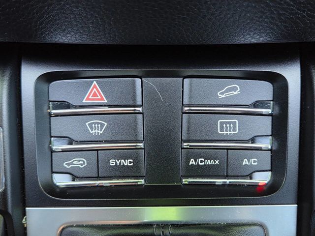 2017 Porsche Macan AWD - 22891541 - 45