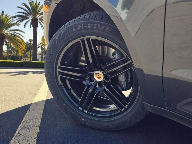 2017 Porsche Macan AWD - 22933716 - 2