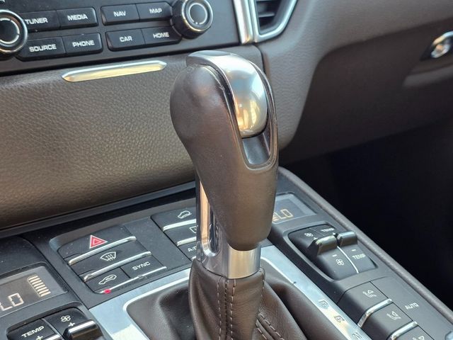 2017 Porsche Macan AWD - 22933716 - 33