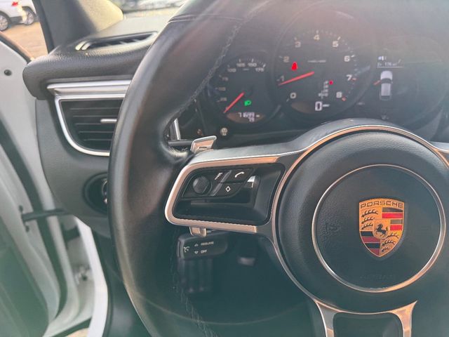 2017 Porsche Macan AWD - 22992905 - 22