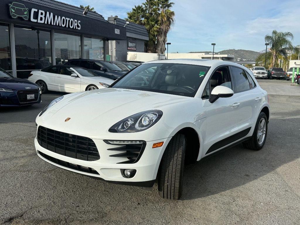 2017 Porsche Macan AWD - 22992905 - 4