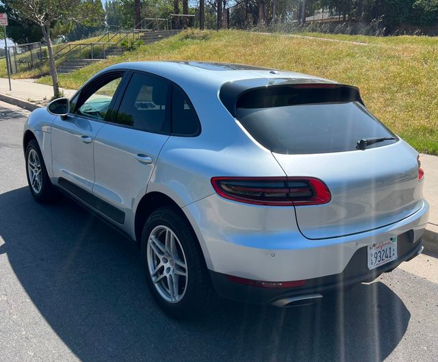 2017 Porsche Macan AWD - 23004013 - 3